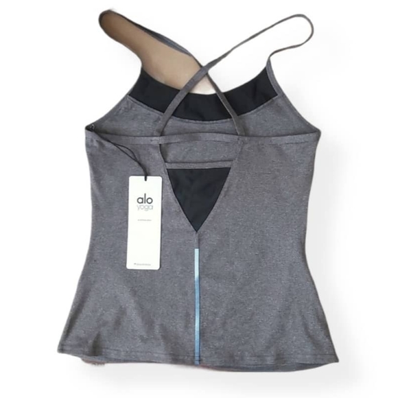 ALO Yoga purpose Fitted THANK . - Picture 8 of 15